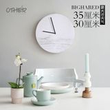 Đồng hồ treo tường bằng đá cẩm thạch