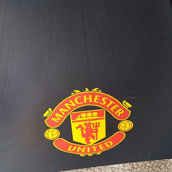 ô logo manchester united