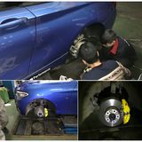 Bộ 4 Ốp Nhựa ABS Bọc Phanh Đĩa Xe Hơi Với Miếng Dán phong cách thể thao Dùng Cho Mọi Model Xe Hơi