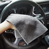 Khăn Lau Xe Hơi Hai Mặt Da Lộn Hai Màu đỏ xám Micro Fiber thấm hút nhanh không phai màu không để lại bụi, chuyên nghiệp