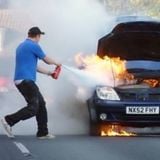 Bình Cứu Hỏa Mini Cao Cấp Fire Stop 500ml Chữa Cháy Khẩn Cấp Xe Máy Ô Tô Nhà Cửa Nhỏ Gọn Tiện Lợi Cho Gia Đình