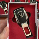 Chốt khoá dây đai an toàn xe VINFAST, hàng cao cấp vật liệu inox bọc da dày dặn loại cải tiến hỗ trợ móc nối tiếp