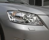 Vỏ đèn pha, Dòng Toyota Camry, Được làm bằng vật liệu nhựa trong suốt chất lượng cao, tạo vẻ ngoài sang trọng và tối ưu hóa ánh sáng phát ra từ đèn pha.