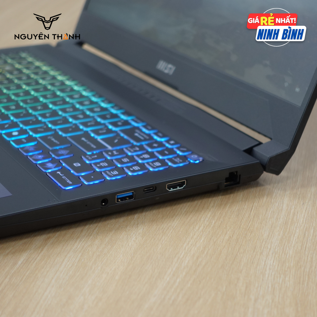 Laptop MSI Katana 15 ( i7-13620H, 16GB RAM, 1TB SSD, RTX 4050 6GB, 15.6