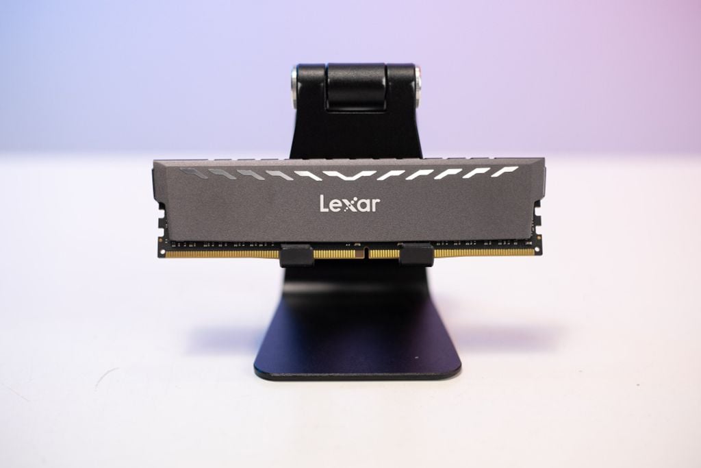 Ram Desktop Lexar Thor 8GB (1x8GB) DDR4 3200Mhz Tản thép (LD4BU008G-R3200GSXG)