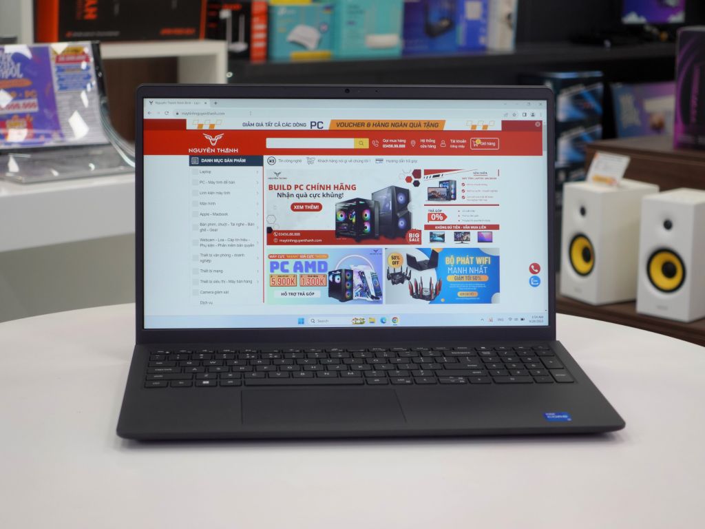 Laptop Dell Vostro 15 3520 (i3-1215U, RAM 16GB, SSD 512GB, 15.6'' FHD 120Hz, Windows 11, Carbon Black)