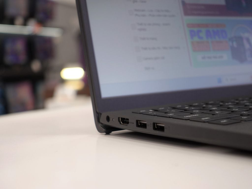 Laptop Dell Vostro 15 3520 (i3-1215U, RAM 16GB, SSD 512GB, 15.6'' FHD 120Hz, Windows 11, Carbon Black)