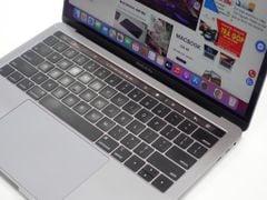 Macbook Pro Touchbar 13 inch 2018 (Core i7 2.7Ghz Ram 16GB SSD 512GB Space Gray) Like New 99%