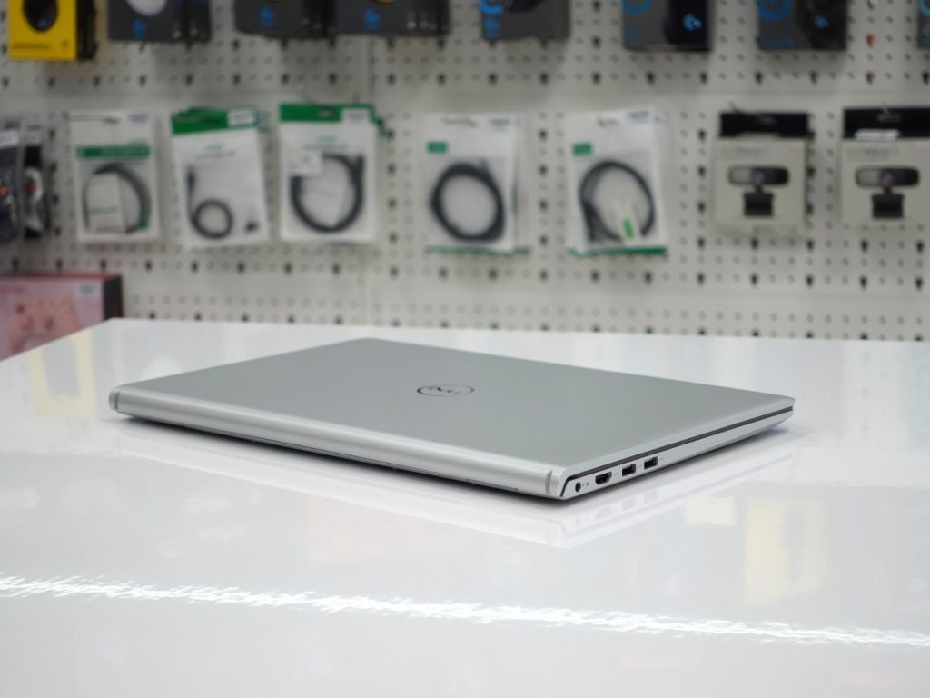 Laptop Dell Inspiron 3530 (Core i3 N305/ Ram 8GB/ SSD 256GB/ 15.6