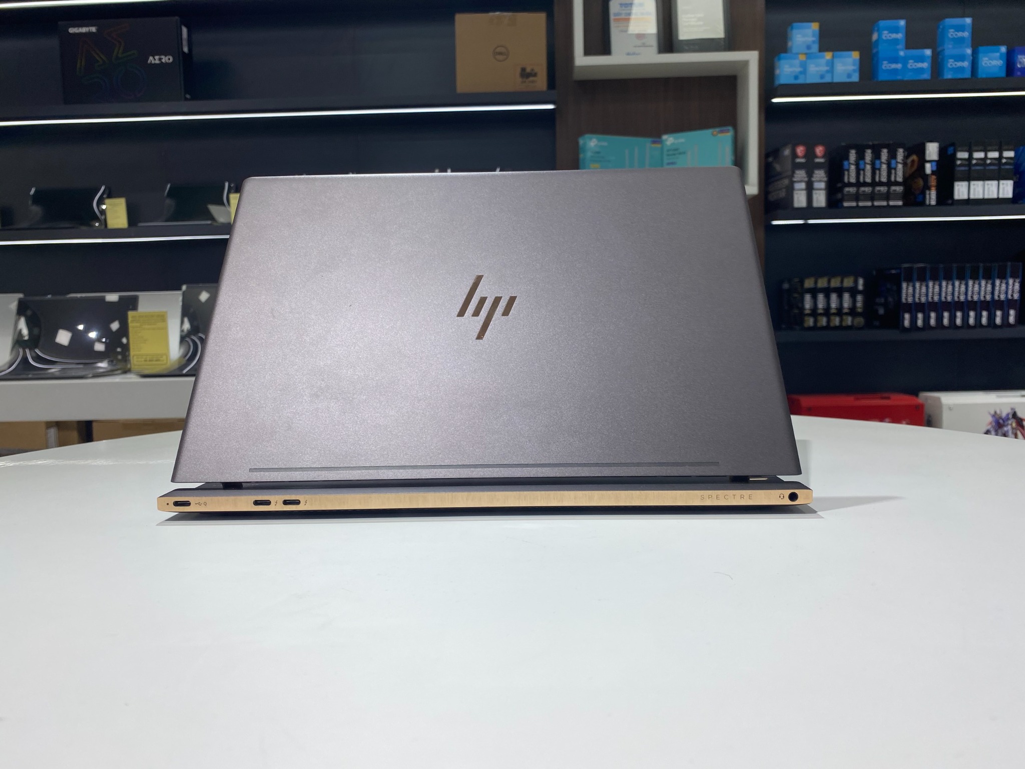 HP Spectre 13-af520TU-OHB 、訳アリ | www.unimac.az