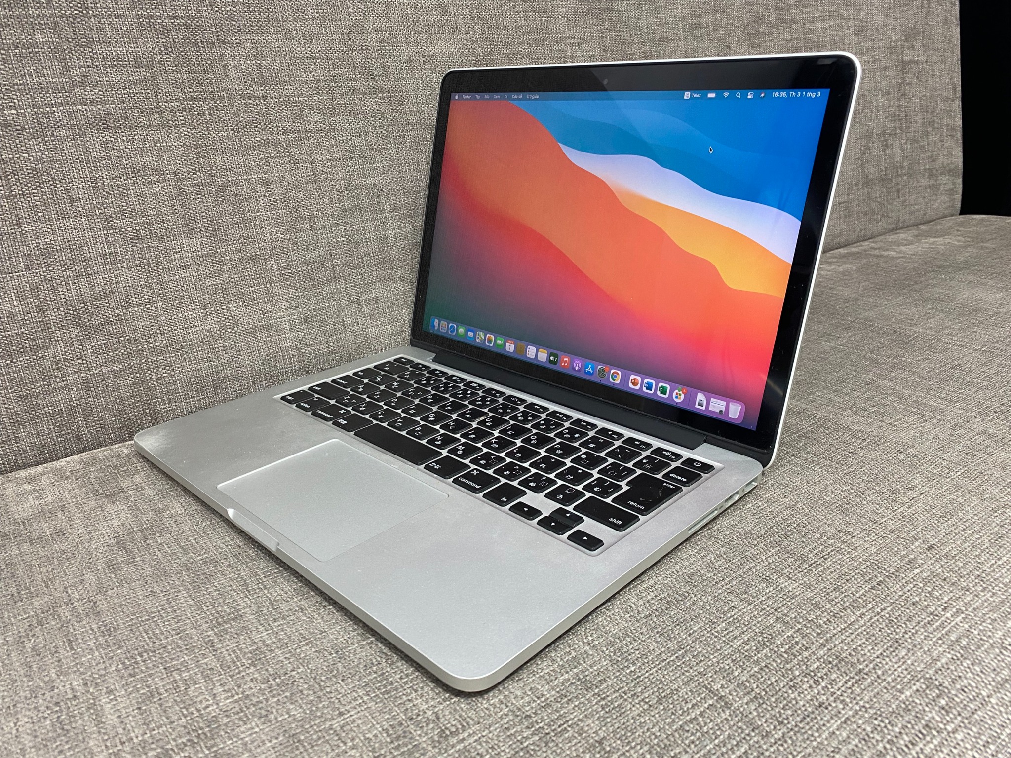 Macbook Pro Retina MF840 13 inch 2015 Core i5 2.6Ghz/ Ram 8Gb/ SSD 128