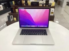 Macbook Pro 15 inch 2018 MR932 Core I9 2.9Ghz 16GB SSD 256GB AMD PRO 555X 4GB Key US New 99%