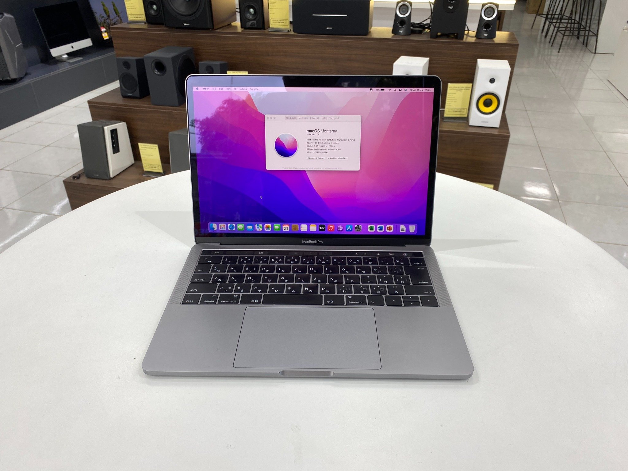 MacBook Pro 2016 core i5 16gb