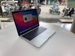 MacBook Pro 2018 13 inch Touch Bar (MR9U2) Core i5 2.3 Ghz / Ram 8GB/ SSD 256GB/ Silver – Like new