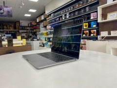 MacBook Pro 13 inch A2159 2019 Like New 99%