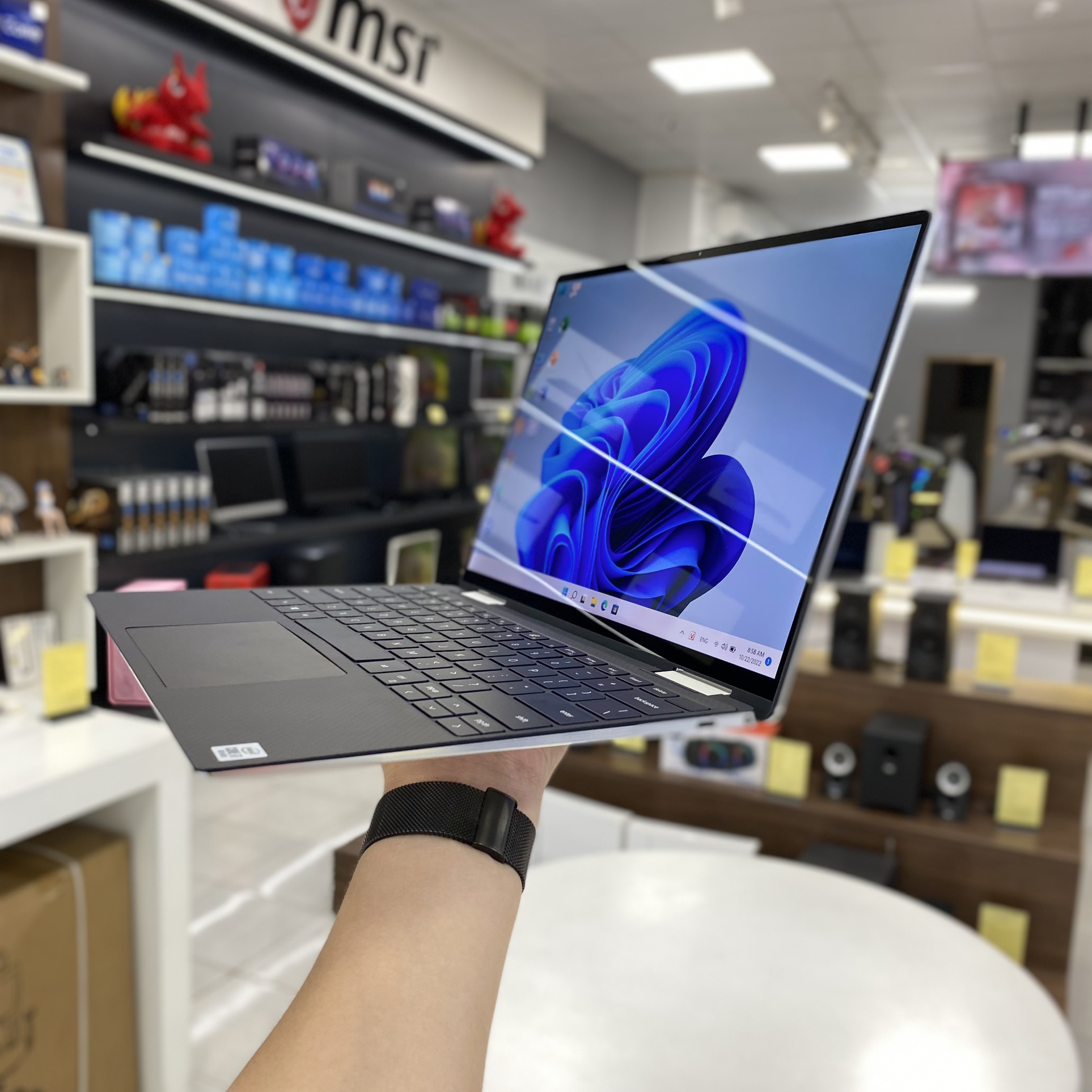 Laptop Dell XPS 13 7390 2-in-1 (Core i7-1065G7 / Ram 16GB / SSD 512GB Laptop Dell XPS 13 7390 2-in-1 (Core i7-1065G7 / Ram 16GB / SSD 512GB
