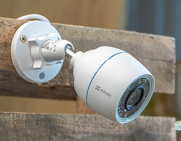 Camera WiFi ngoài trời EZVIZ H3C Color 2MP (CS-H3c-R100-1K2WFL)