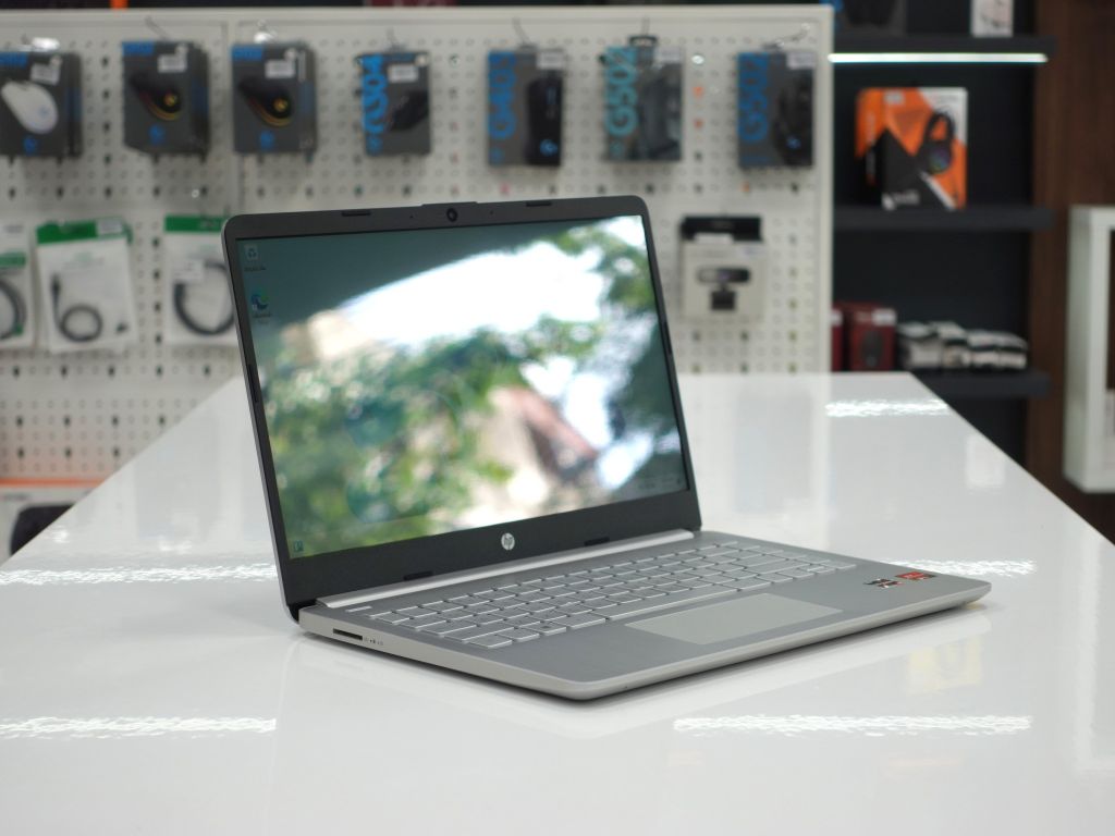 Laptop HP 14-fq0110wm (AMD Ryzen 3-3250U/ 8GB RAM/ 256GB SSD/ 14.0