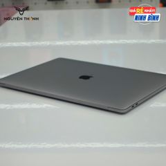 MacBook Pro 15 2018 MR932 (I7 2.2Ghz/ Ram 16GB/ SSD 256GB/ Radeon Pro 555X 4GB/ 15inch/ Space Gray) -  Like New 99%