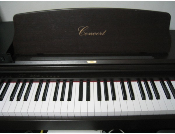 KORG C-303 – Piano ATH
