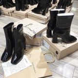 BOOTS DA BÓNG MŨI VUÔNG KHÓA SƯỜN D0035E