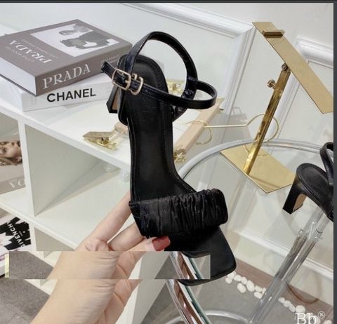 SANDAL QUAI NHÚM GÓT MẢNH D0021ER