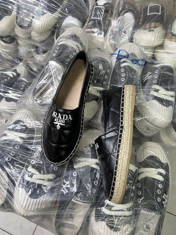 SLIPON PRADA TRẦN CHỈ Ô TRÁM D0016ER