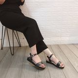 SANDAL HS ĐẾ XUỒNG 3PHAN DA LÌ D0019E