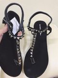 SANDAL XỎ NGÓN TÁN ĐINH D0021E