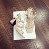 SANDAL VALENTINO TRỤ D0029E