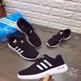 Giầy Thể Thao Adidas 3 Vạch Kẻ D0021E