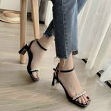 SANDAL QUAI NGỌC VẶN THỪNG GÓT CONG D0020ER