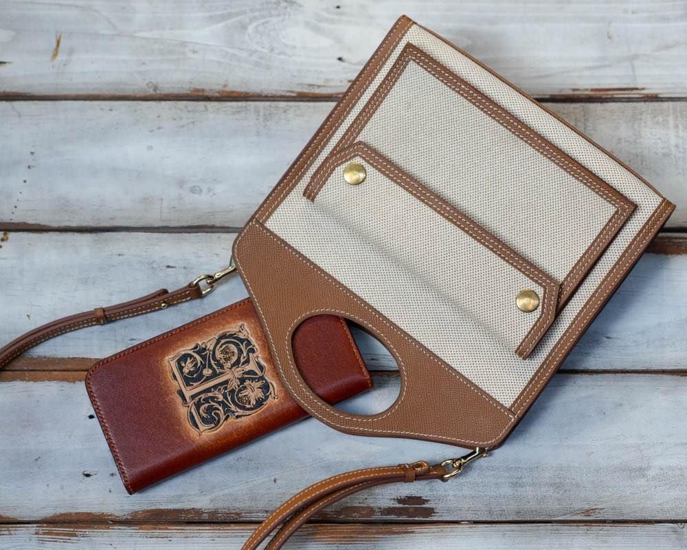 Túi canvas phối d.a, chế tác thủ công hoàn toàn, giá 2.690.000