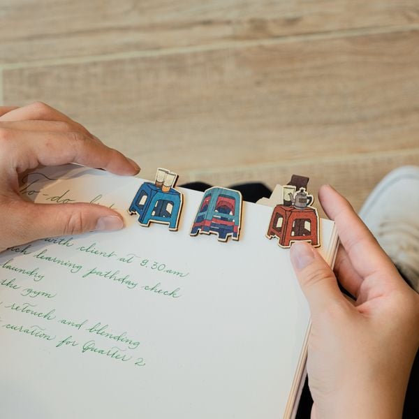  Kẹp Sách Gỗ - Ghế đỏ, Ghế xanh, Ghế 3 màu 