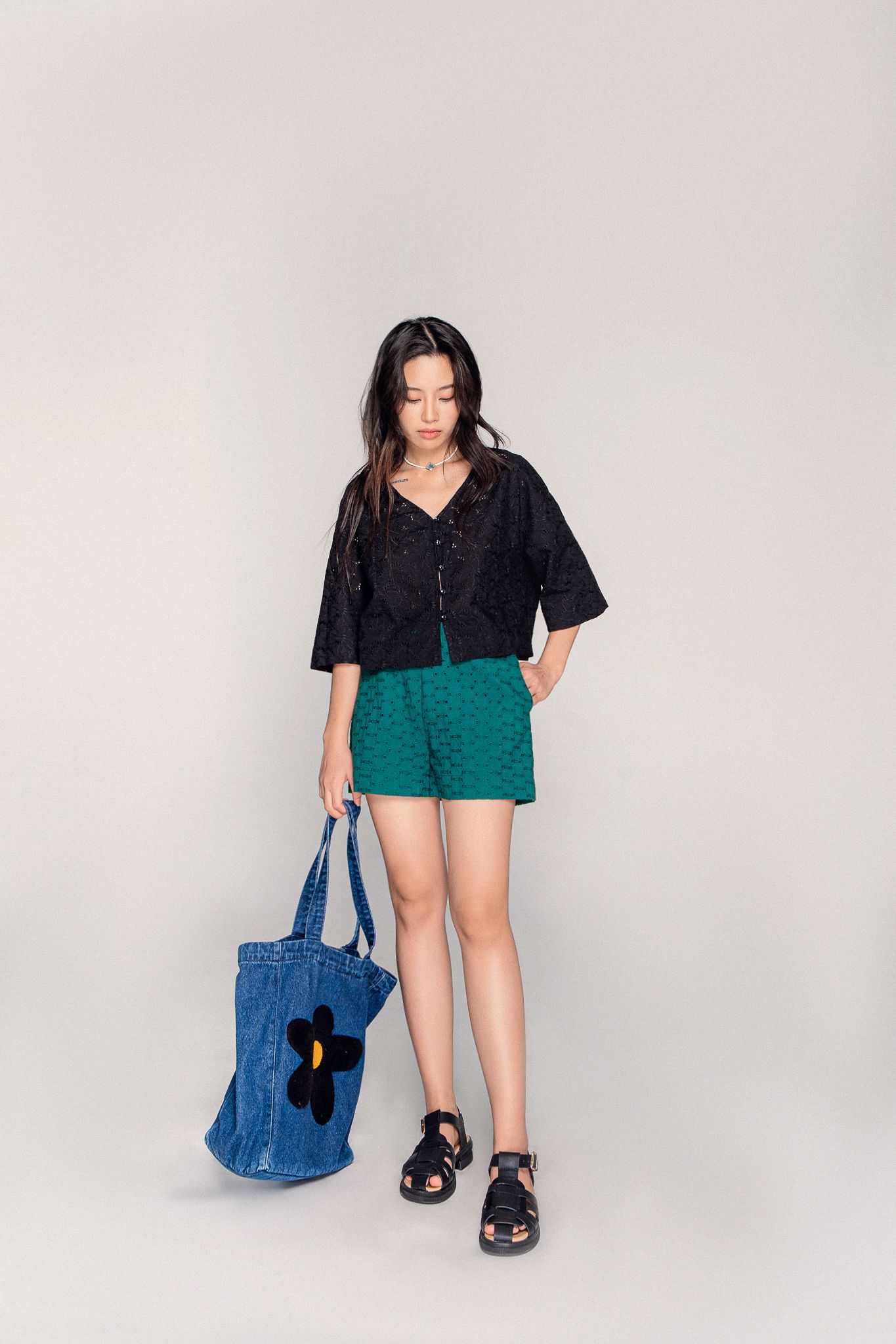  Green Eyelet Embroidery Shorts 