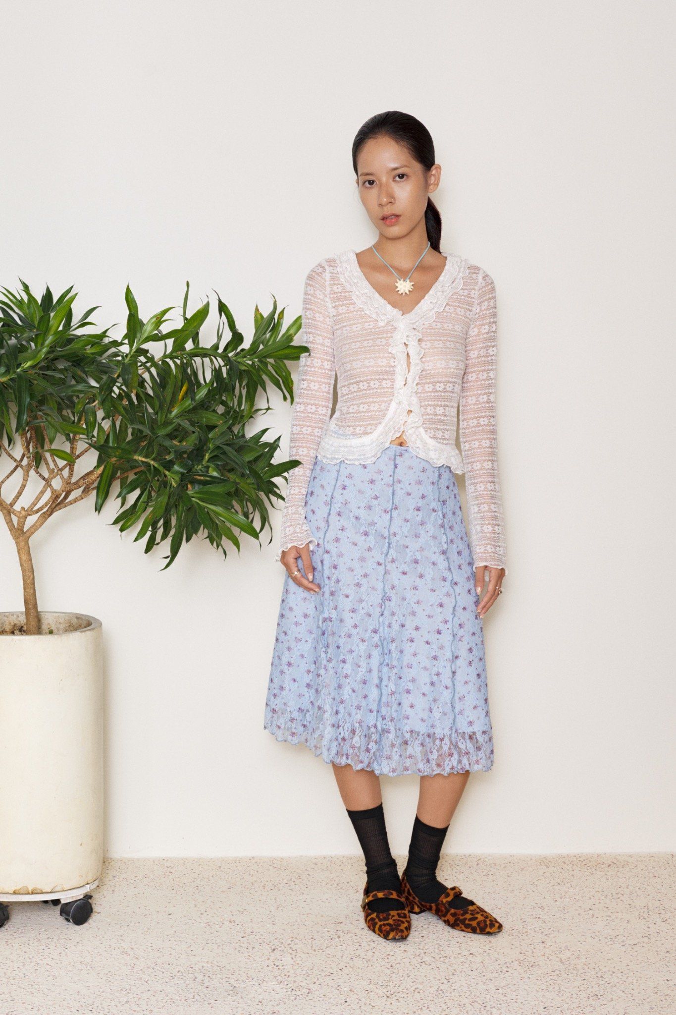  Floral Lace Midi Skirt 