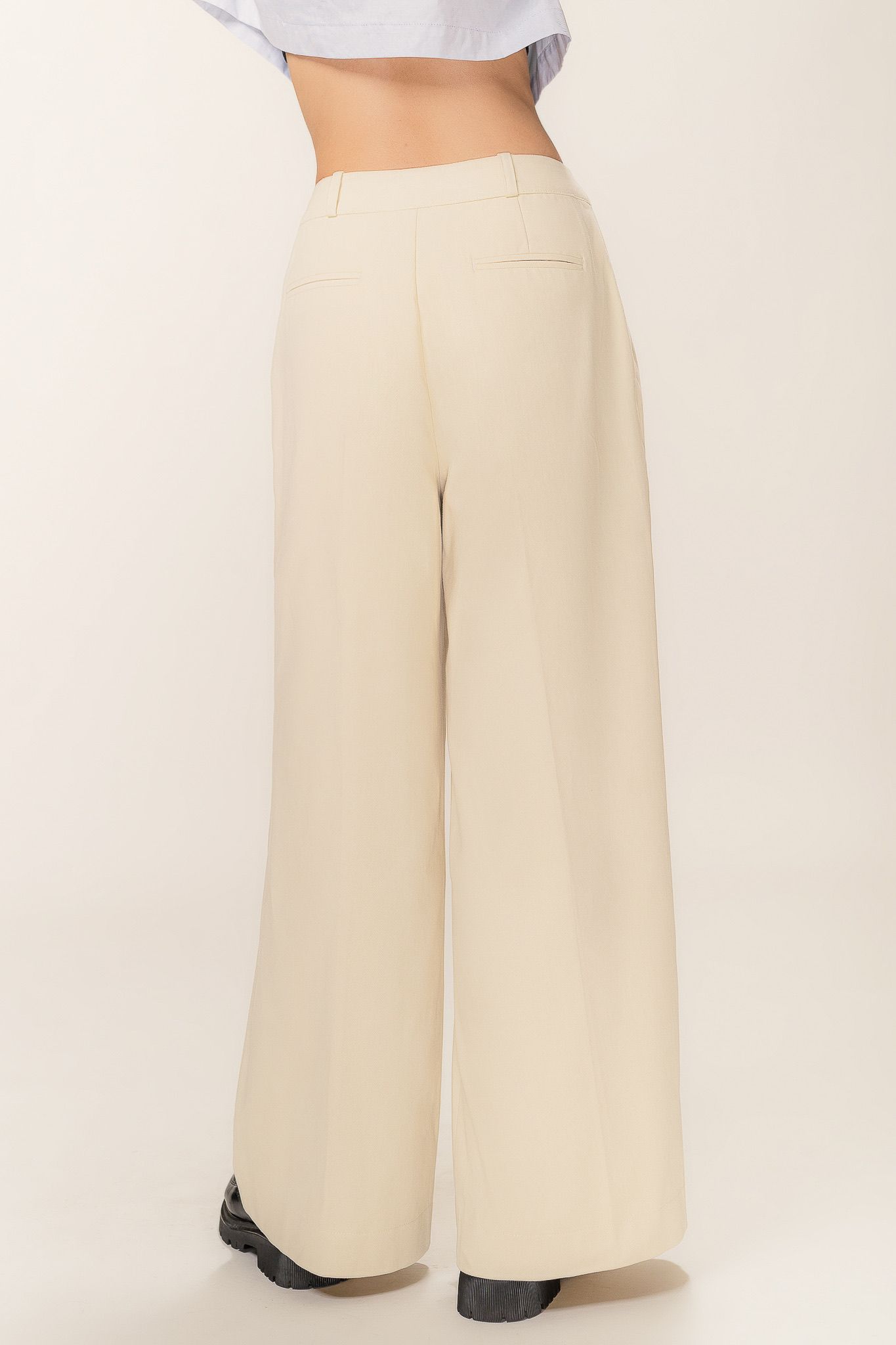  Ivory Pleated Khaki Straight Leg Trousers 