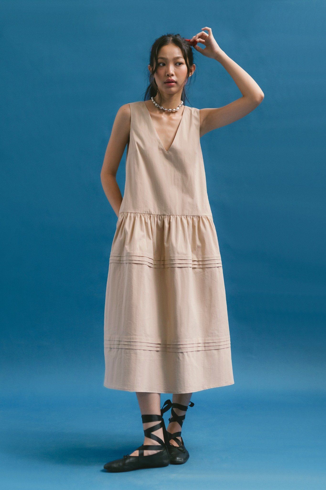  Beige V-neck Tiered Midi Dress 