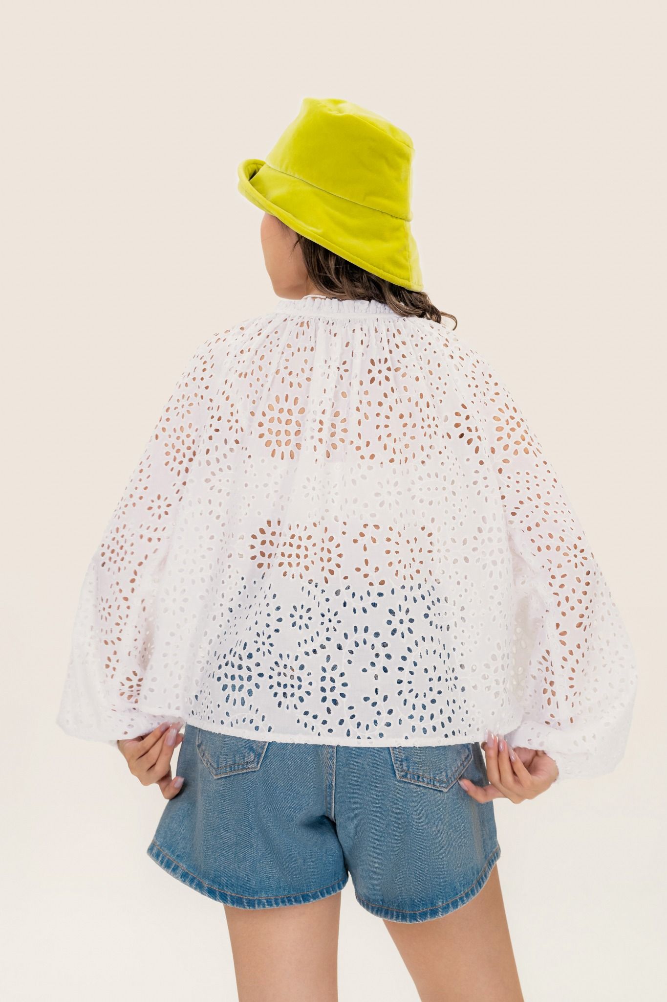 White Embroidered Boho Top – LIBÉ