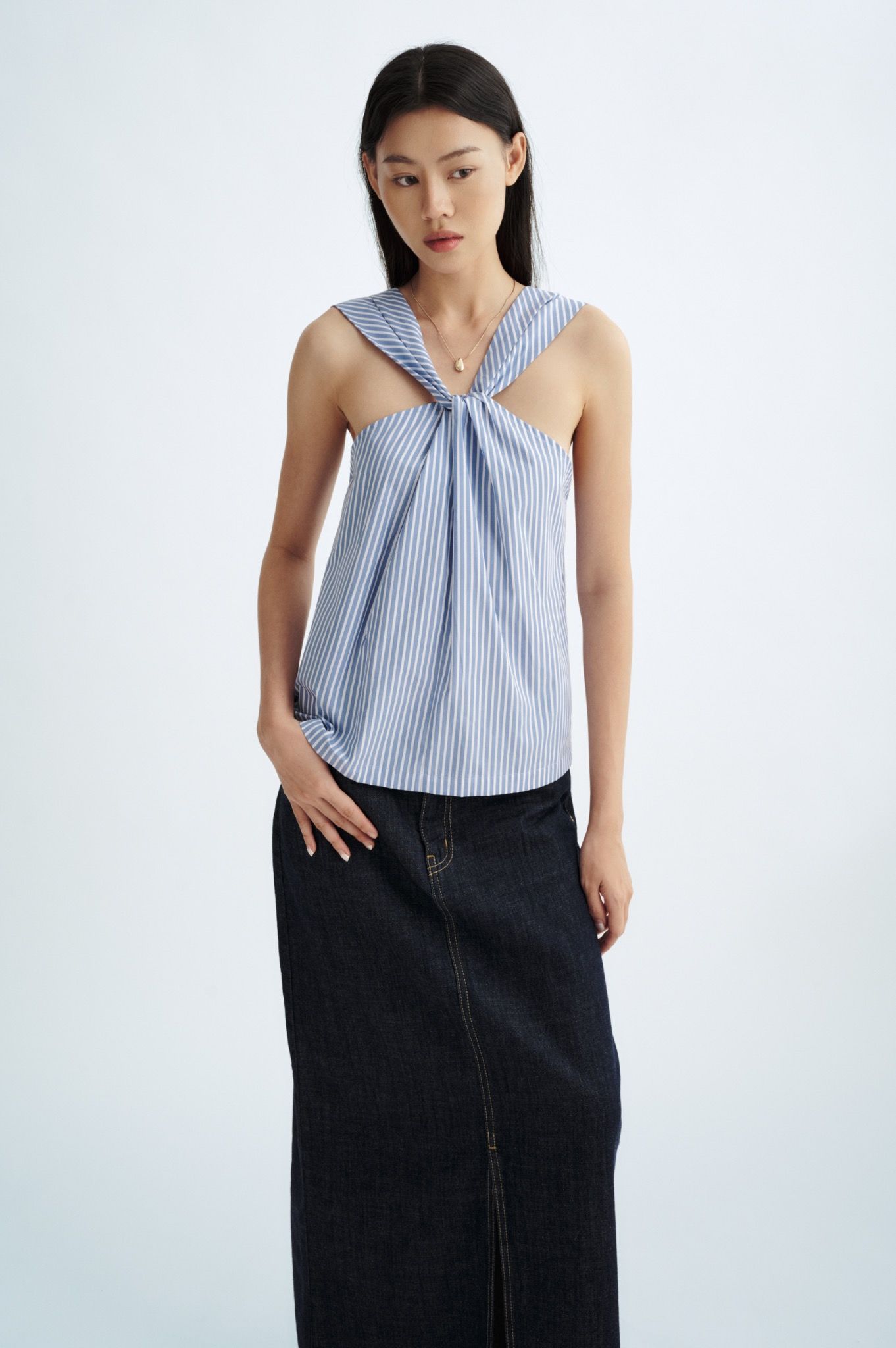  Twist Neck Top 