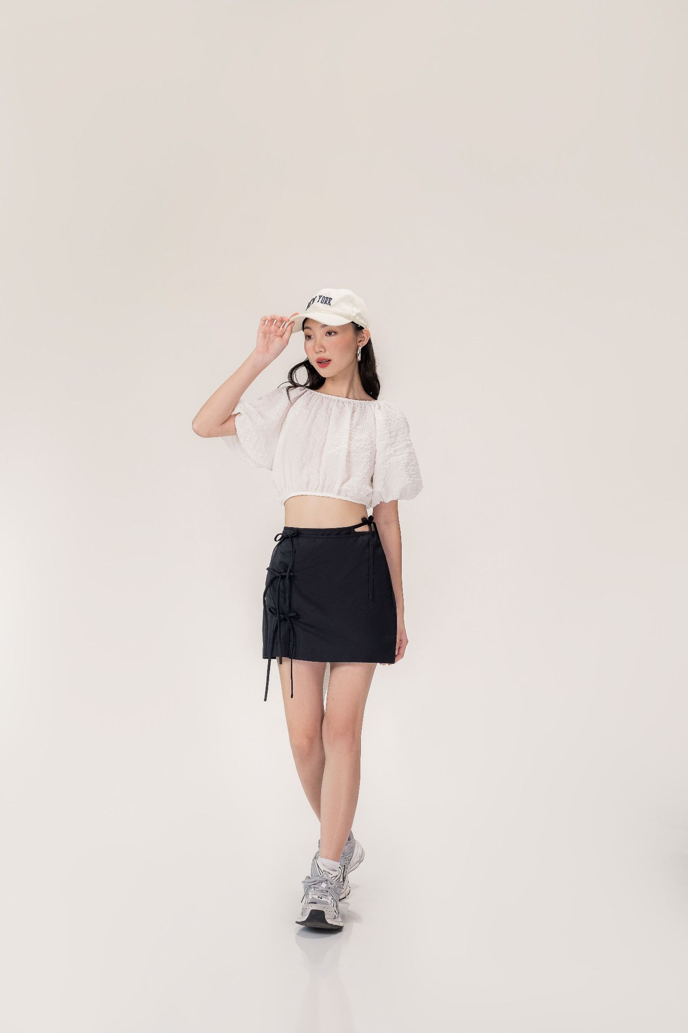 White Tie Waist Top – LIBÉ