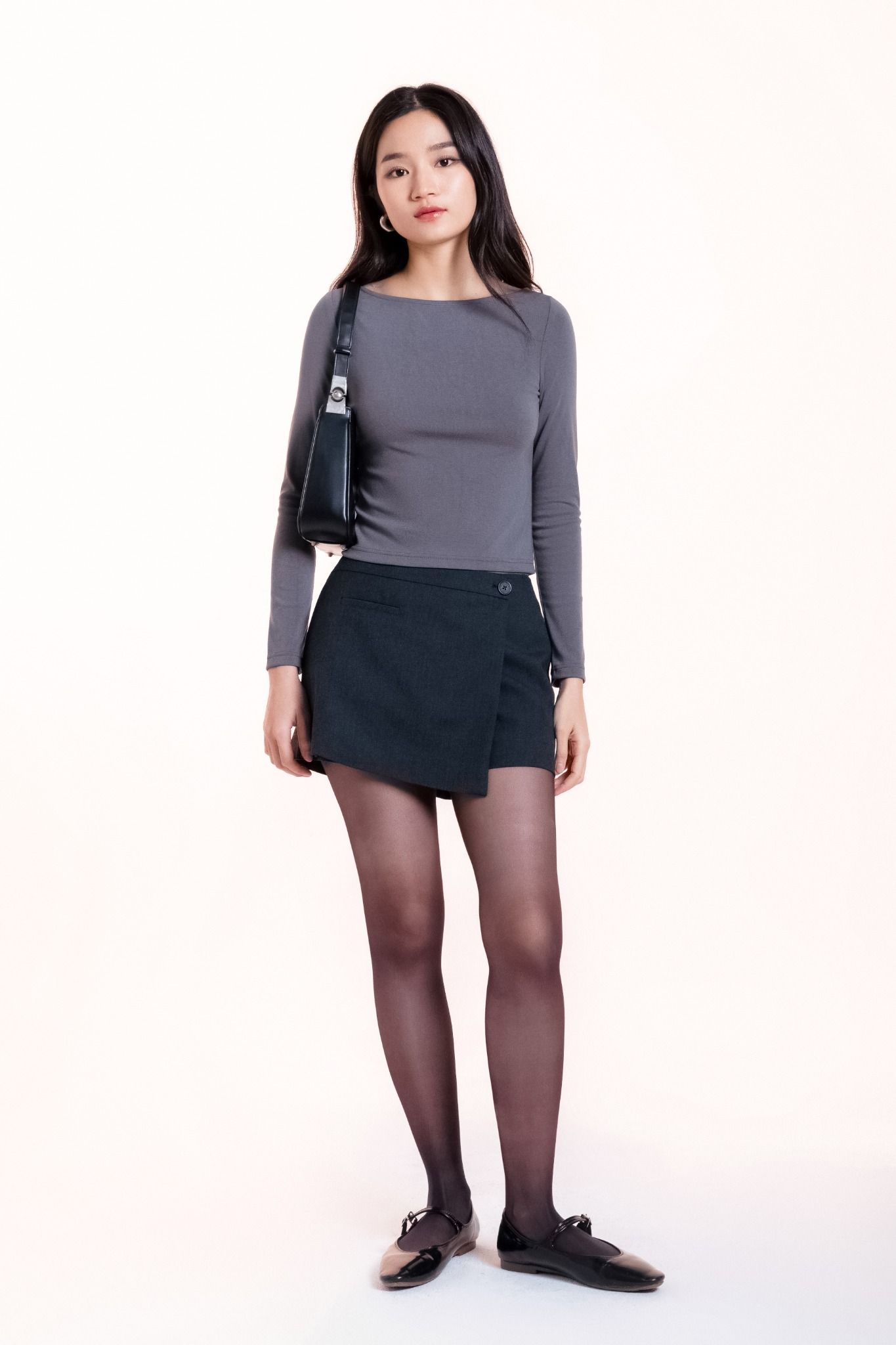  Black Mid Rise Overlap Skorts 