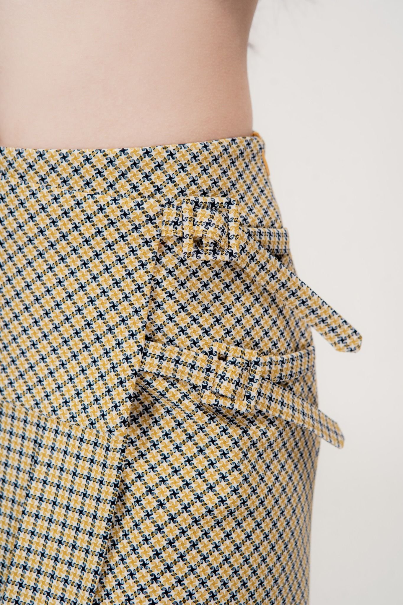  Checked Pleated Mini Skirt 