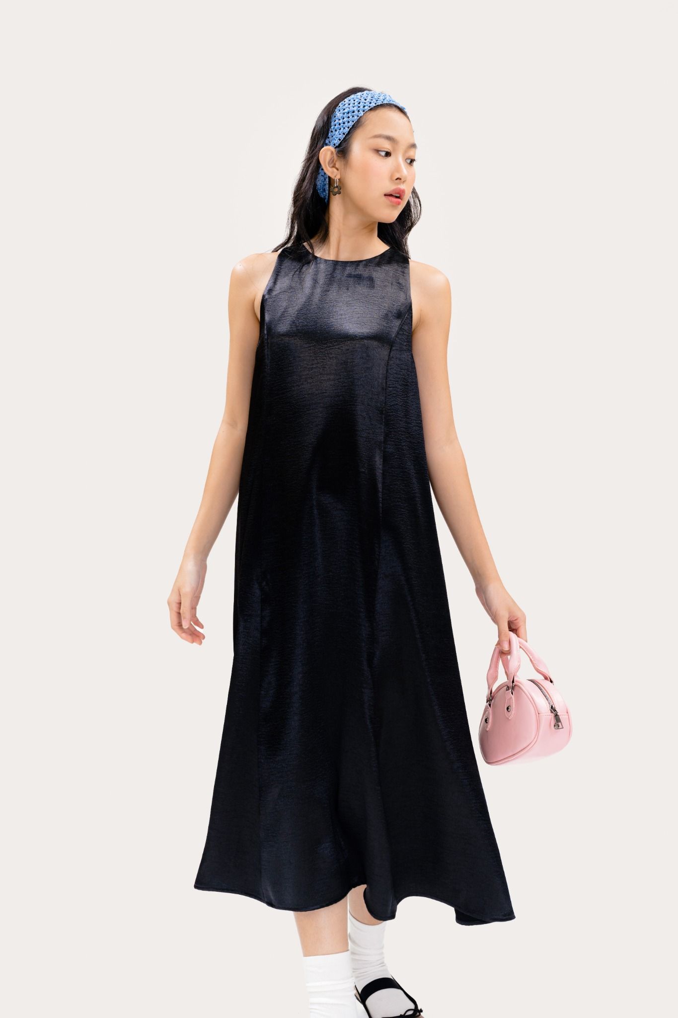  Black Sleeveless Silk Dress 