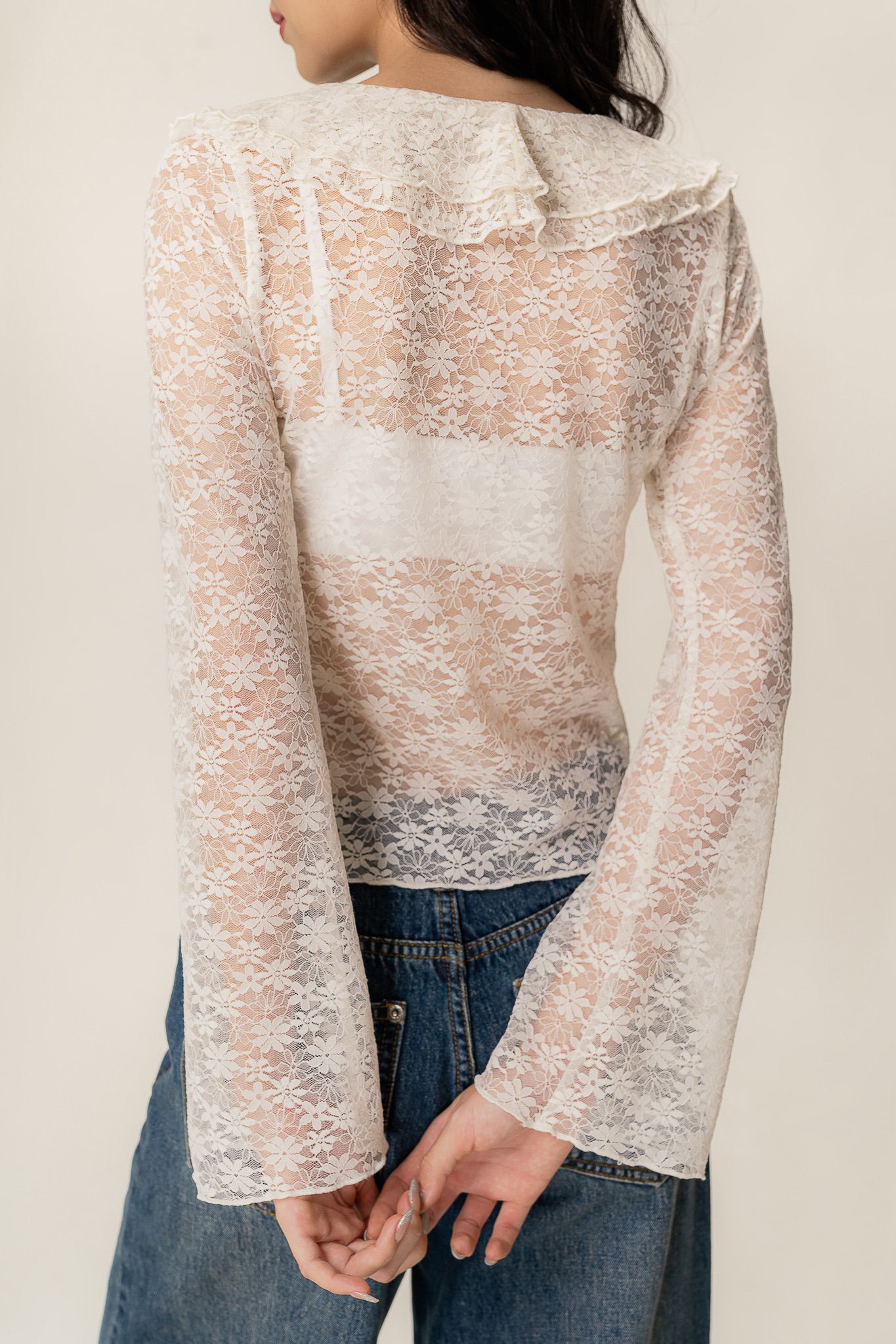  Floral Lace Soft Ruffle Top 