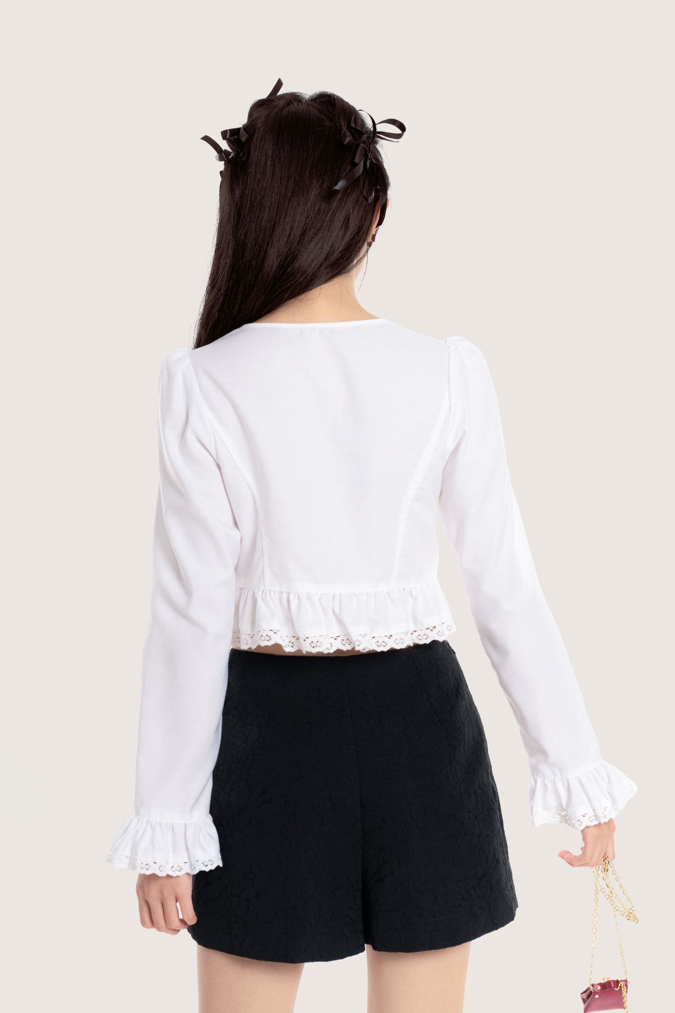  White Lace Trimming Long Sleeves Tie Front Top 