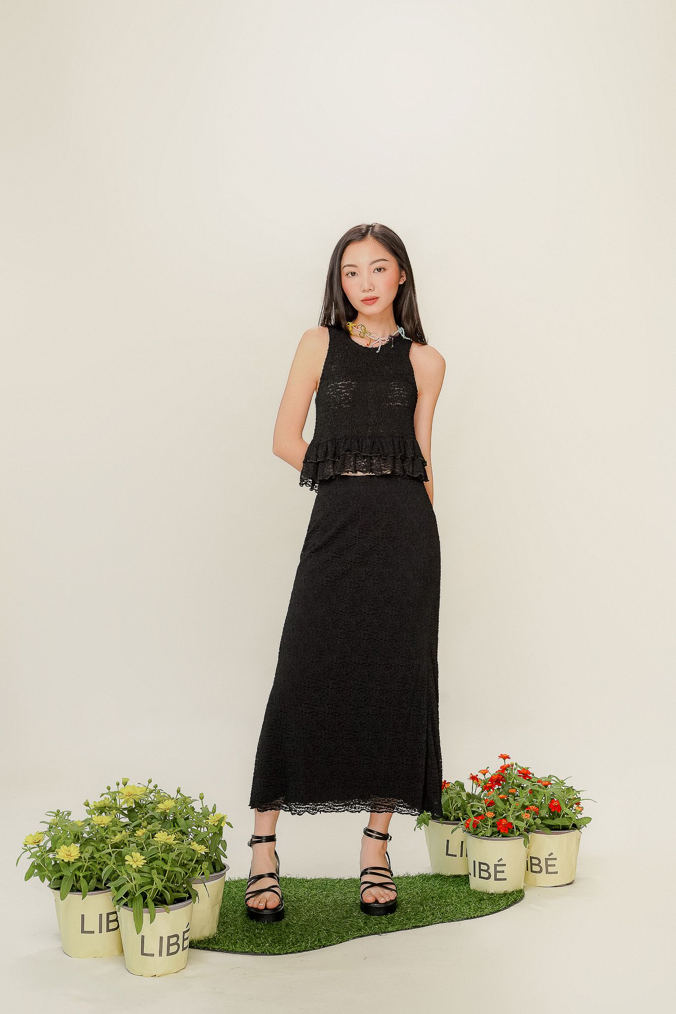 Black Longline Lace Midi Skirt – Libé