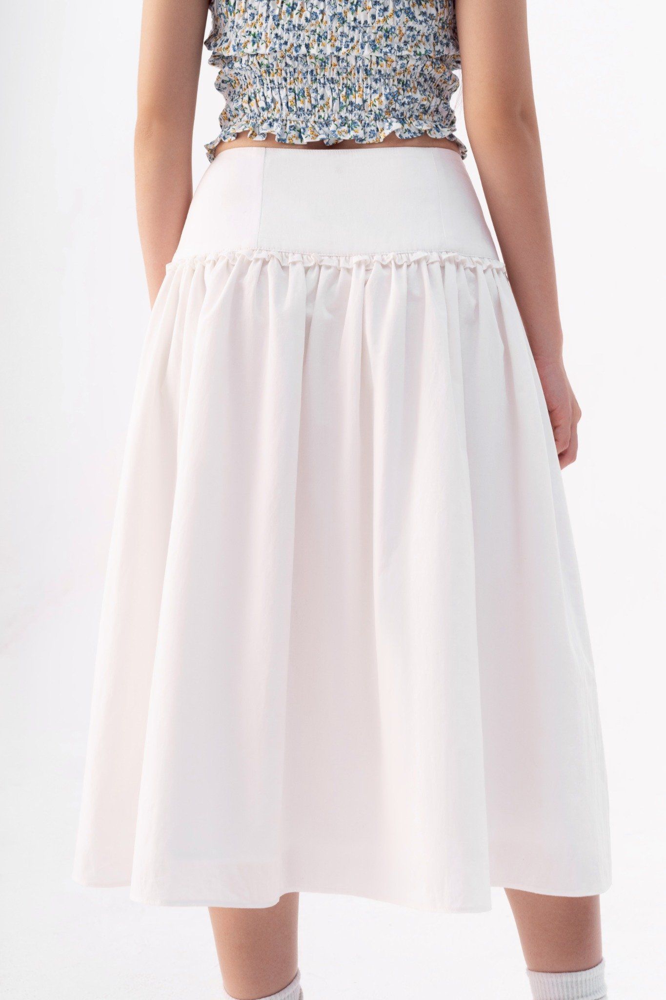  White Ruffle Side Slit Mid-Length Skirt 