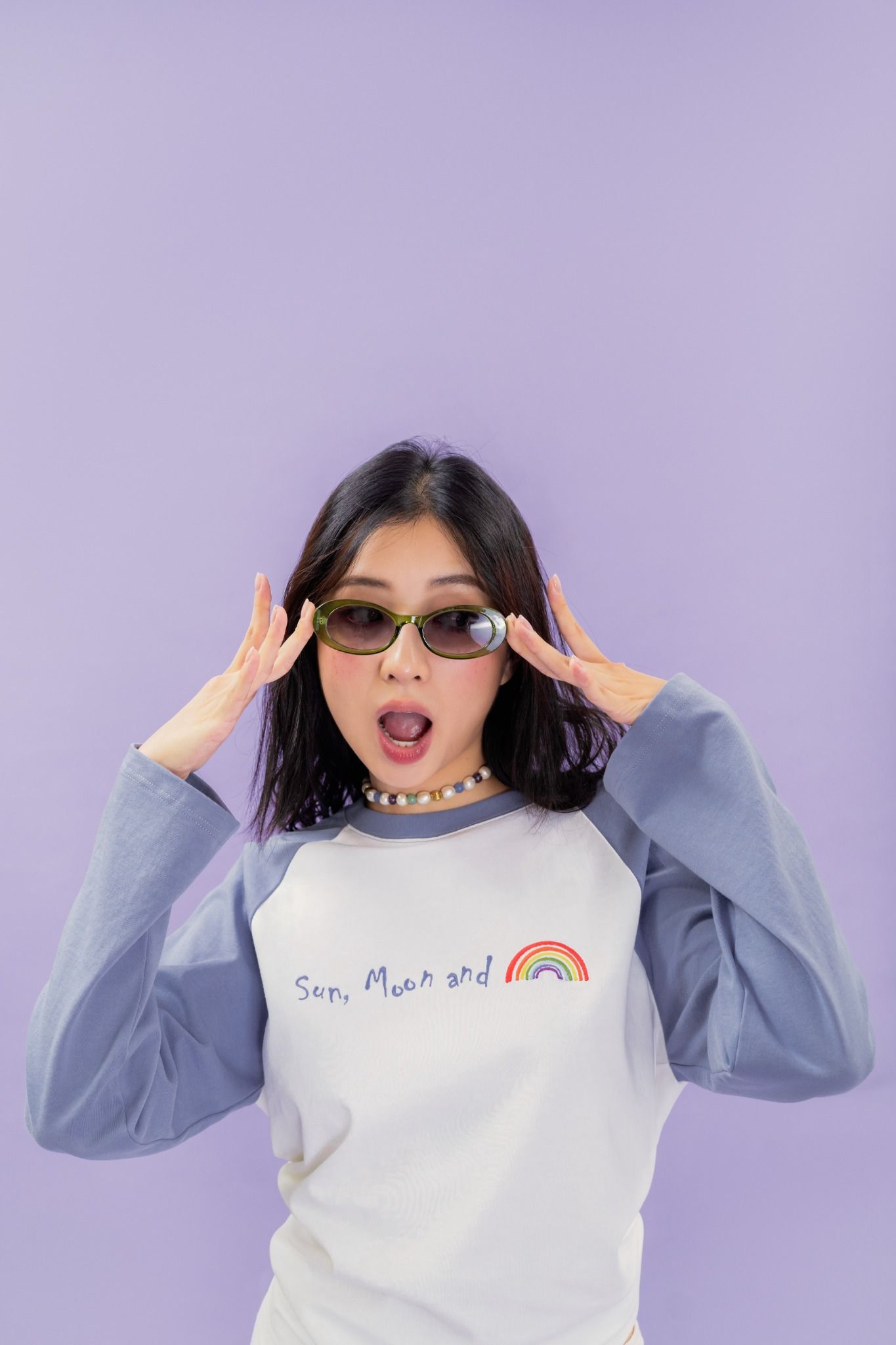  Sun, Moon and Rainbow Raglan Long Sleeve T-shirt 