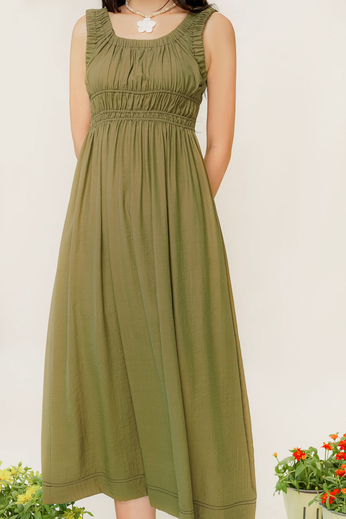  Olive Martini Ruched Midi Dress 